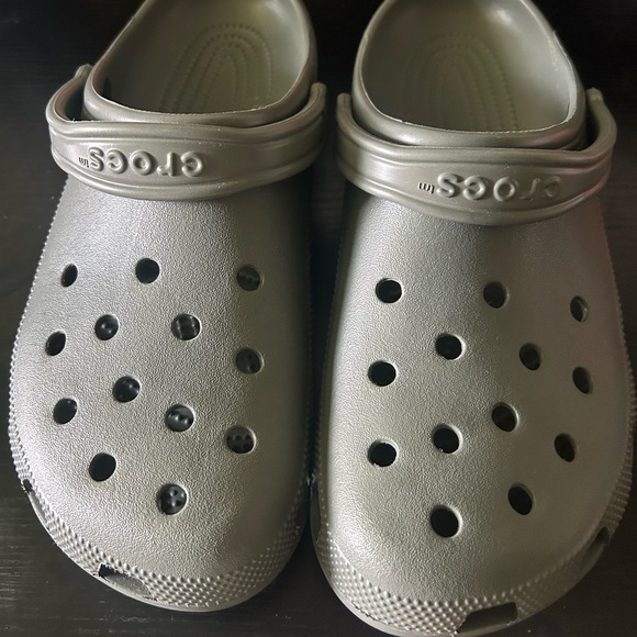 Olive Green Men’s Crocs - Picture 4 of 10